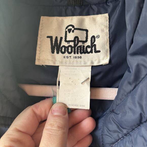 vintage woolrich navy blue, white pin stripe 100% down filled womens X Large - Picture 2 of 3